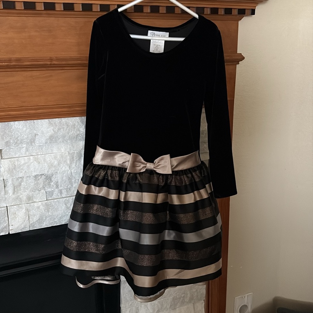 Bonnie Jean little girls holiday dress